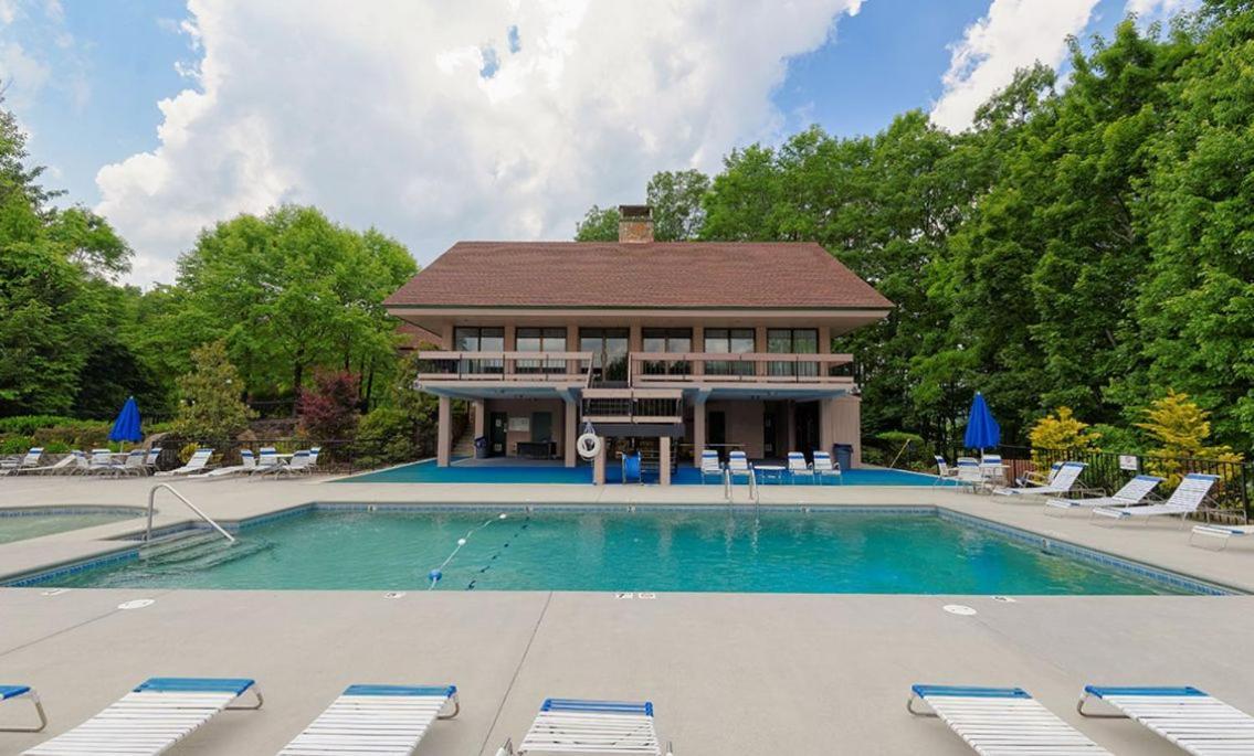 Chestnut Bearadise Villa Gatlinburg Dış mekan fotoğraf
